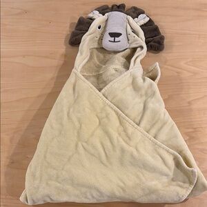 Kids Lion Hooded Towel
